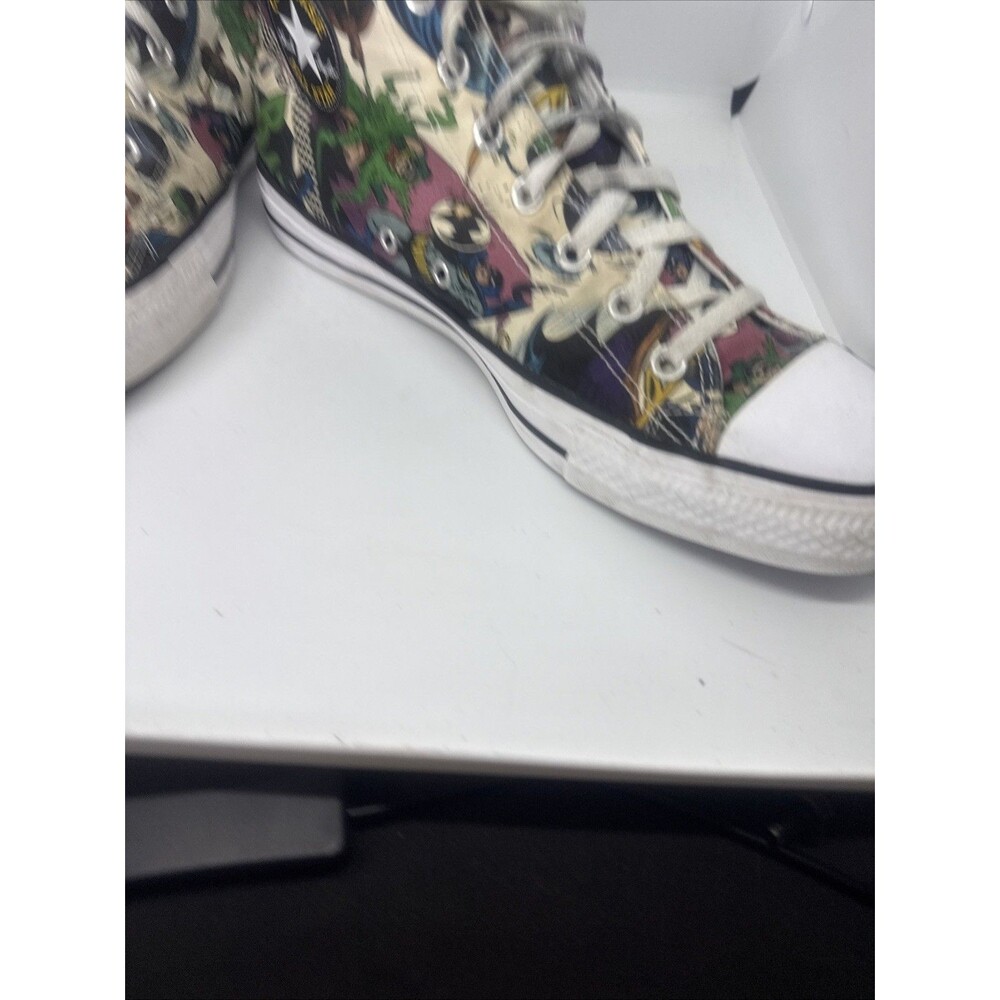 Converse Chuck Taylor All Star High Tops DC Comic Batman's 80th Anniversary Sz12 - Picture 4 of 7